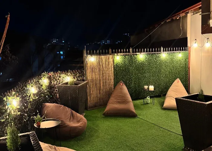 Apartment Rooftop *